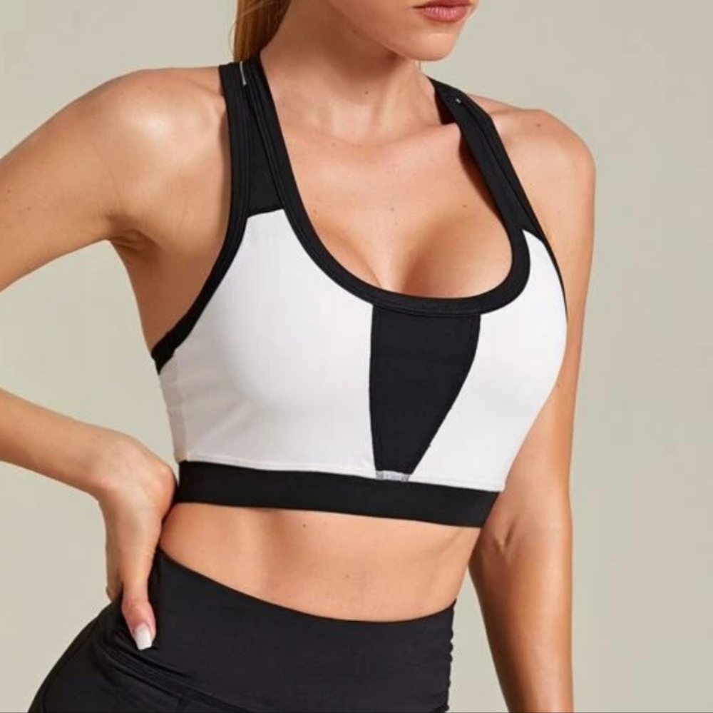 Contrast Panel Racer Back Sports Bra - Picture 5 of 5